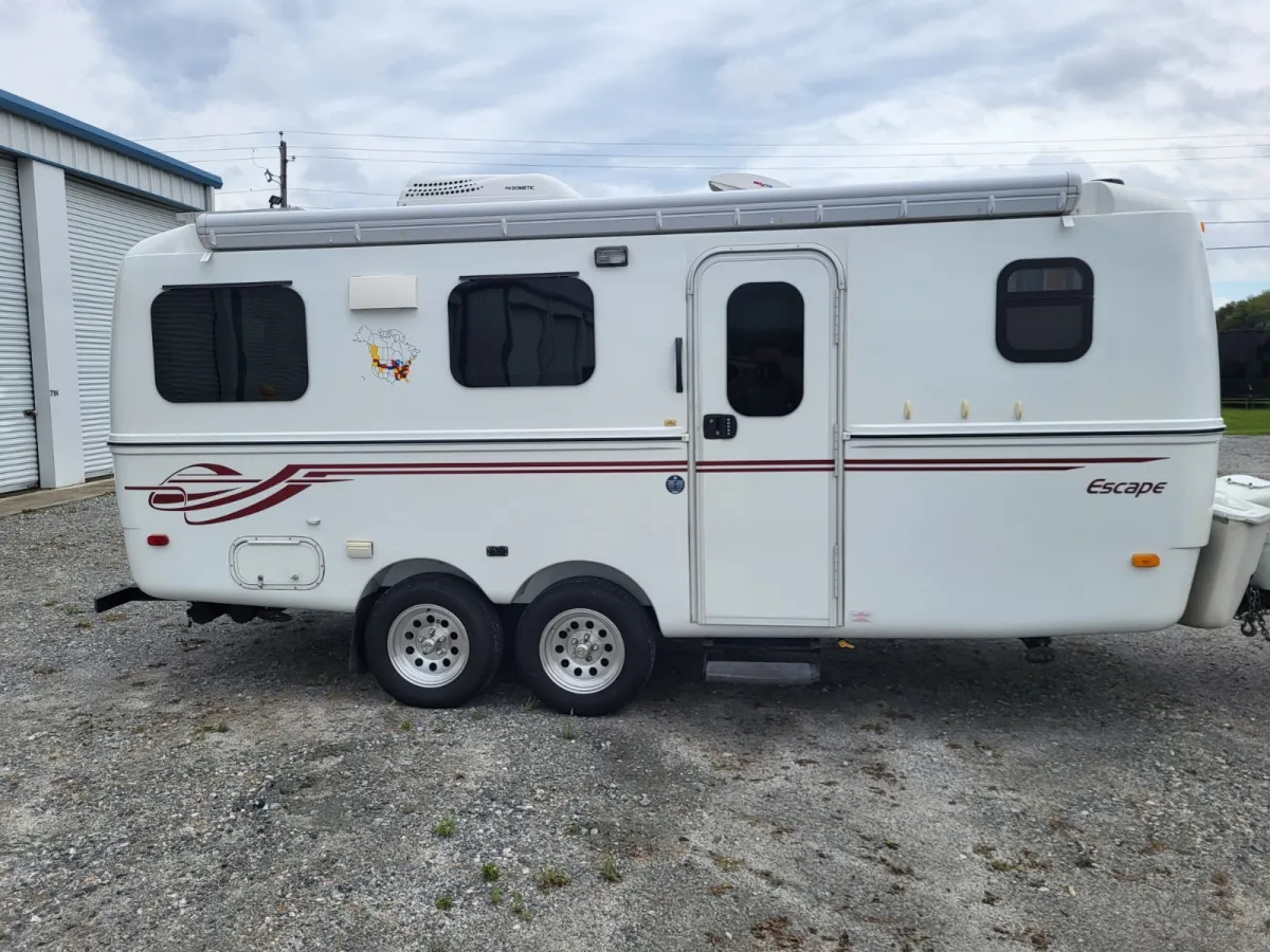 2019 Escape 21 Fiberglass